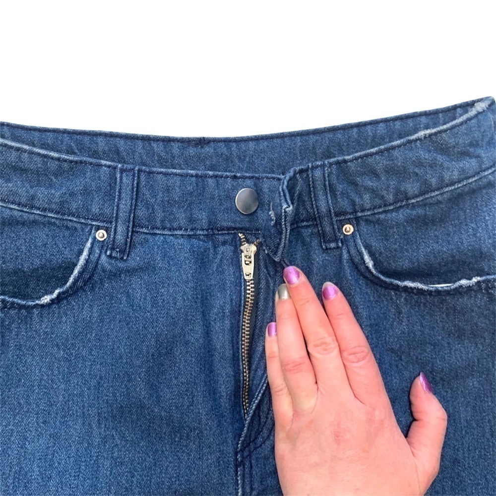 H&M Y2K fringe Raw Hem Cut off Denim Mini Skirt Size 6 - Picture 8 of 13